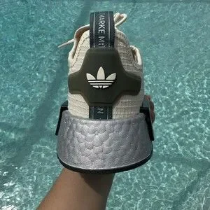 adidas gazelle silver green womens Womens Brmd Lace Up Sneakers Green 7.5 Casual main image 1